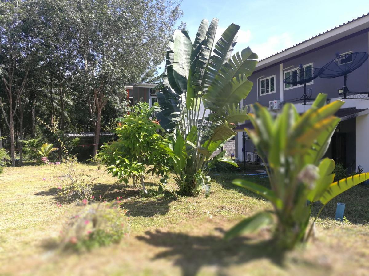 Palm Garden House Apartment เกาะลันตา ภายนอก รูปภาพ