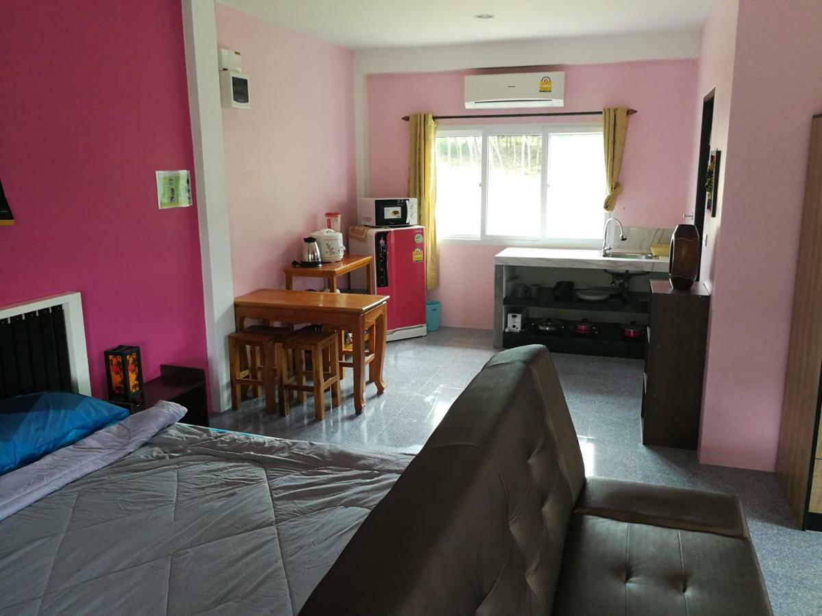 Palm Garden House Apartment เกาะลันตา ภายนอก รูปภาพ