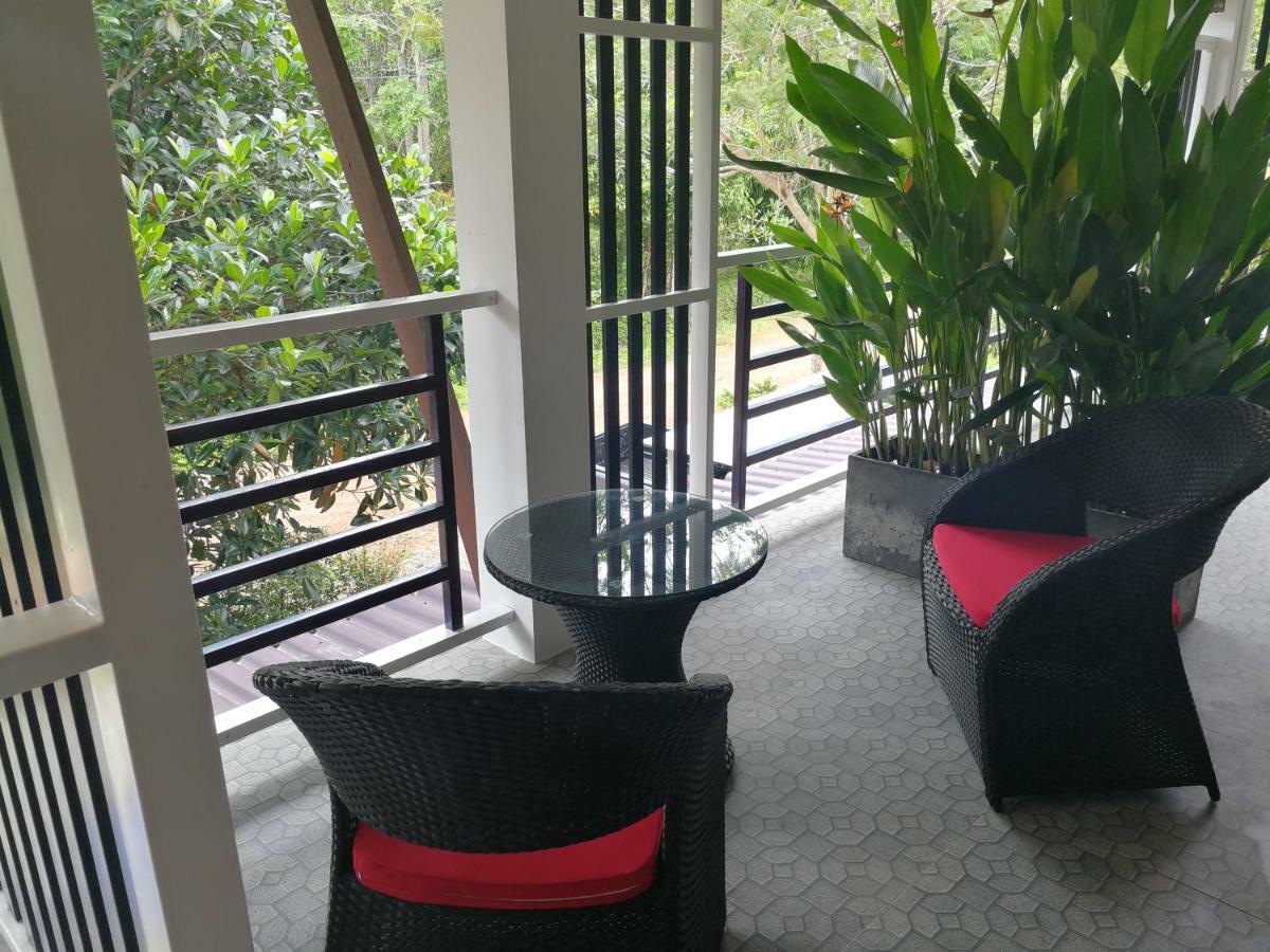Palm Garden House Apartment เกาะลันตา ภายนอก รูปภาพ